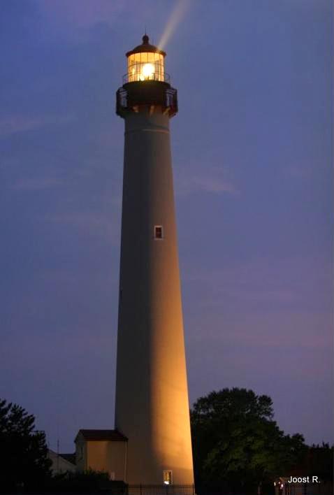 Atlantic Coast / New Jersey / Cape May Lighthouse
Built in 1859.
The original lens is kept in the Cape May Museum.
Keywords: New Jersey;United States;Atlantic ocean;Cape May;Delaware Bay