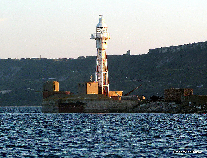 Dorset / Portland Harbor Breakwater A Head Lighthouse
Keywords: Portland;English channel;United Kingdom;England