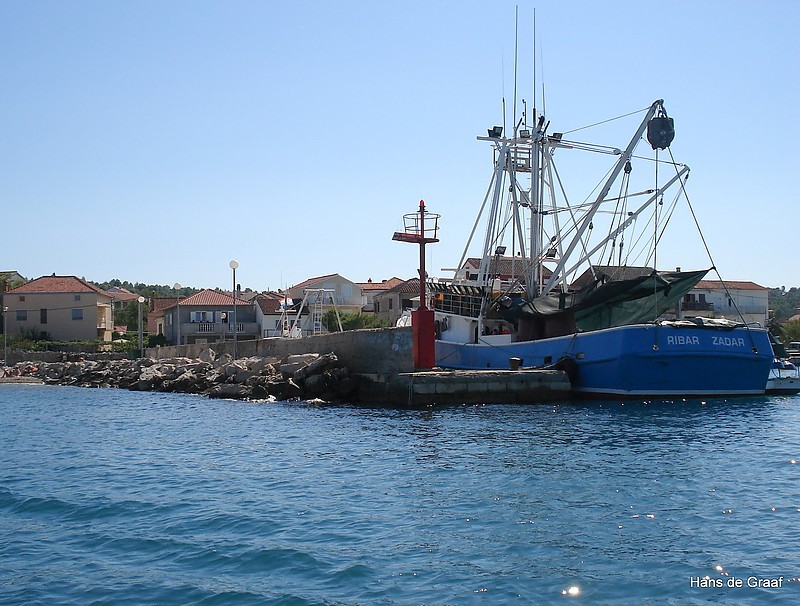 Ugljan Island / Kukljica / South Breakwater  light (old situation 2010) 
Keywords: Croatia;Adriatic sea
