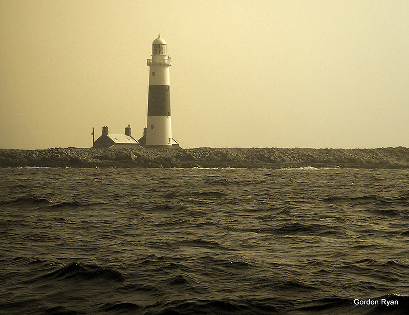 Connacht / County Galway / Aran Islands / Inis Oirr (Inisheer - Fardurris Point) Lighthouse
Keywords: Ireland;Connacht;Atlantic ocean;Aran islands