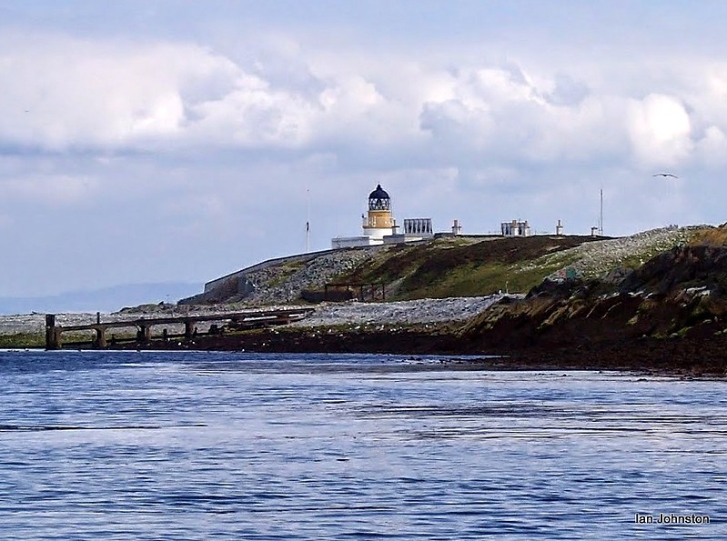 South Ayrshire / Approach Firth of Clyde / Ailsa Craig lighthouse 
Located on the eastside, and foghorns on the North-and Southside
Keywords: Irish sea;Scotland;United Kingdom;North Channel