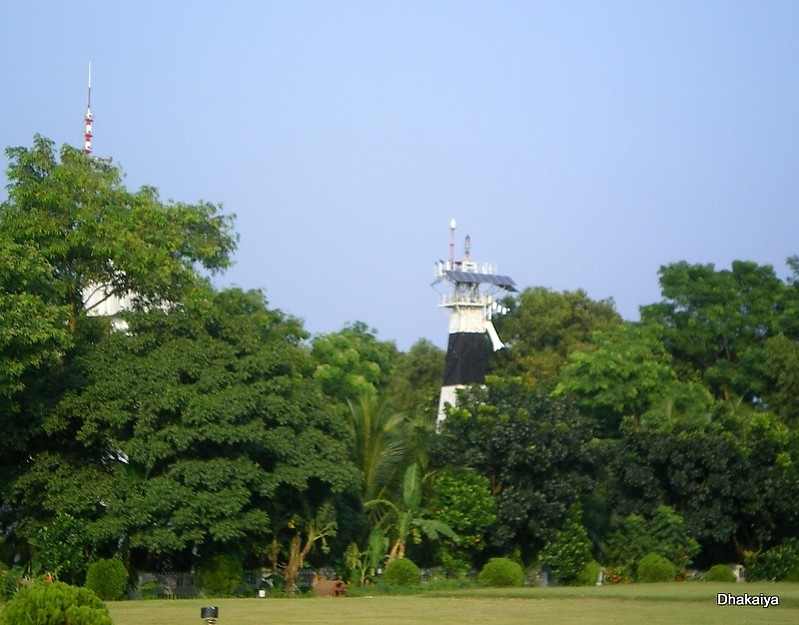 Chittagong / Northside Entrance Karnaphuli River / Patenga Point light
Claimed to be the oldest Chittagong Lighthouse
Keywords: Bay of Bengal;Bangladesh;Chittagong