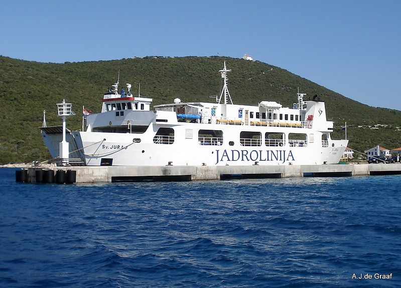 Ist Island / Carferry Quai Kosira??a light
Ferry Sv Juraj connects with Zadar.
Keywords: Croatia;Adriatic sea