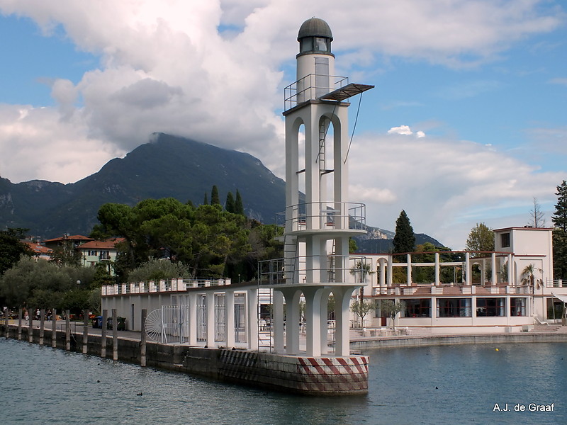 Lake Garda / Riva del Garda / Marina / Fraglia Vela Riva Lighthouse
Keywords: Lake Garda;Italy