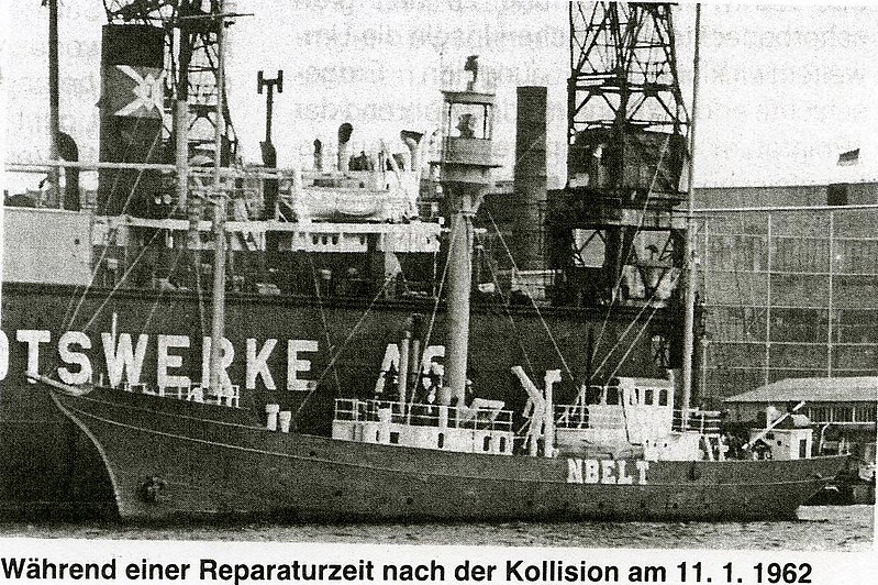  Fehmarnbelt Lightship - Historic picture
At a shipyard for repairs after the Polish "Polanitzka" run into her.
Keywords: Germany;Lightship;Historic