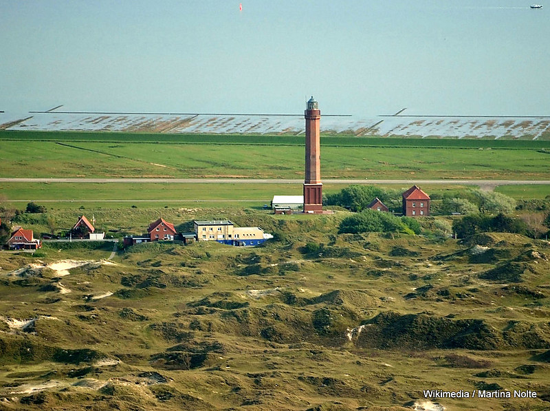 North Sea / Norderney lighthouse
In the background the "Wattenmeer".
Keywords: Germany;North sea;Norderney