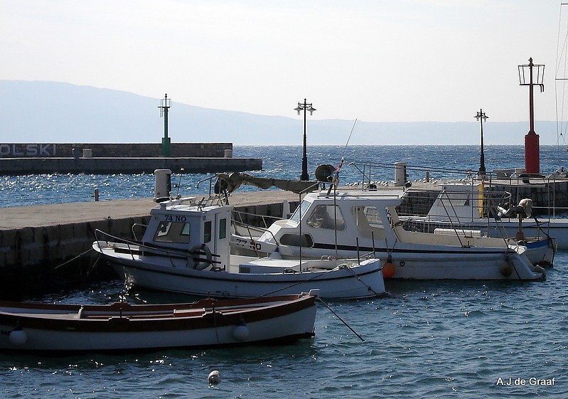 Novi Vinodolski Breakwater & Mole lights
Keywords: Croatia;Adriatic sea