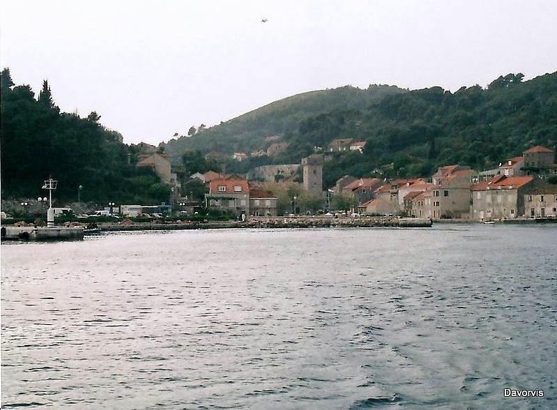 Elaphiti (Dubrovnik Archipellago) / Lopudski Vrata / ?ipan / Su?ura? Ferrymolehead light
Keywords: Croatia;Adriatic sea;Sipan