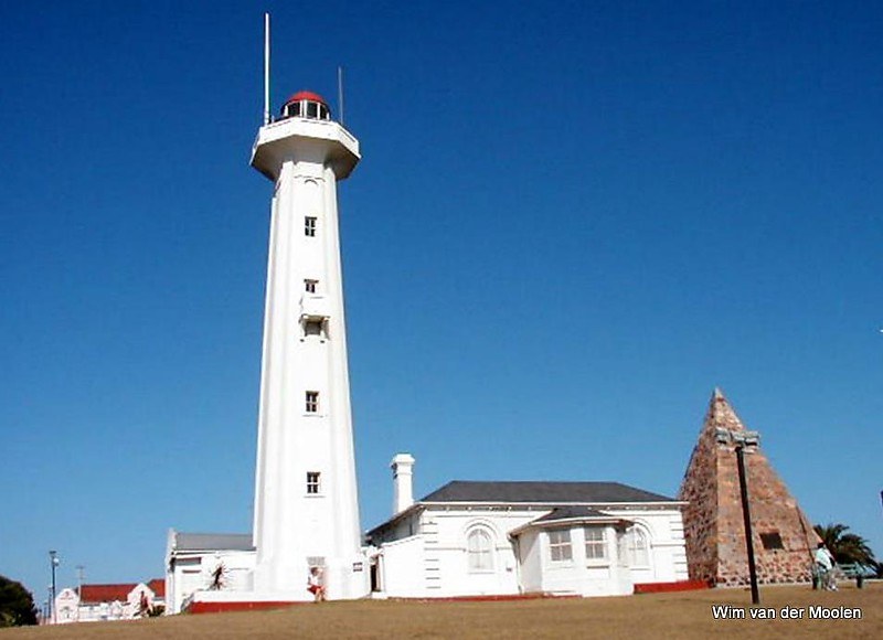 Indian Ocean / East Cape / Port Elisabeth / The Hill Lighthouse
Built in 1861, rebuilt in 1930, inactive since 1973.
Keywords: Port Elizabeth;South Africa;Indian ocean