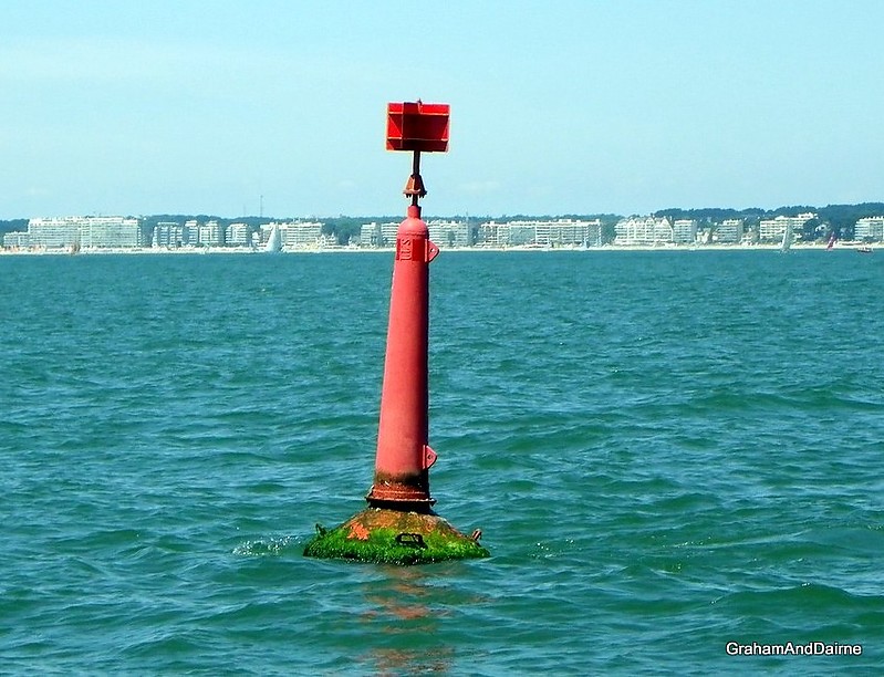 Loire-Atlantique / Pornichet - la Baule / les Troves Channel Buoy red
Les Troves channel buoy
Keywords: Buoy