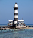Daedalus_Reef_lighthouse_1.jpg