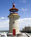Ramsgate_Harbour_Lighthouse.jpg