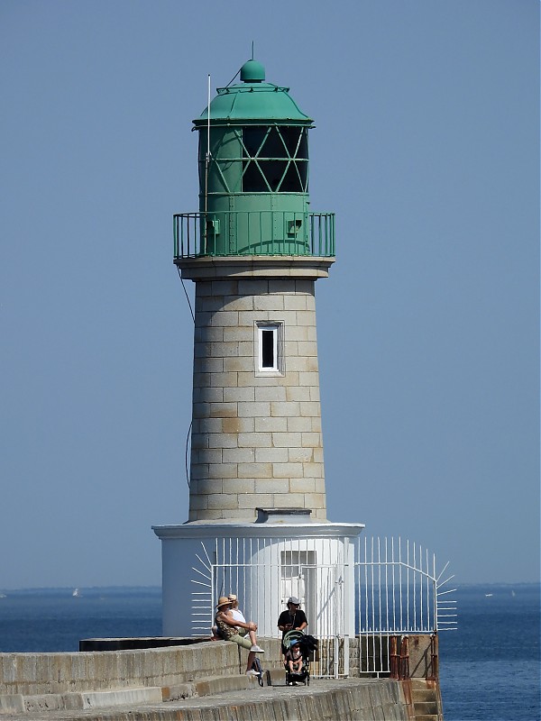 LE CROISIC - Jetée du Tréhic - Head light
Keywords: Bay of Biscay;France;Loire;Loire-Atlantique;Pays de la Loire