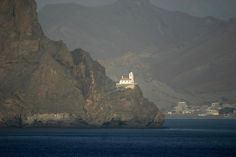 SAO VICENTE - Ponta Machado lighthouse (Farol Dona Amélia)
Keywords: Ihla de Sao Vicente;Cape Verde;Atlantic ocean