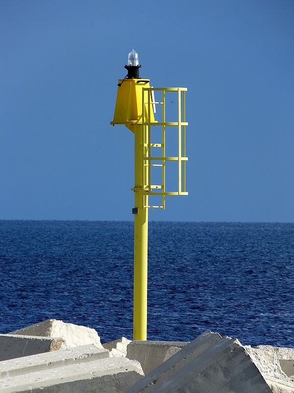 PALERMO - Acquasanta - Channel Outlet Pier light
Keywords: Sicily;Italy;Mediterranean sea;Palermo