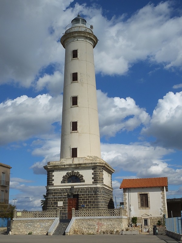 LICATA - Molo di Levante - San Giacomo Lighthouse
Keywords: Sicily;Italy;Mediterranean sea;Licata