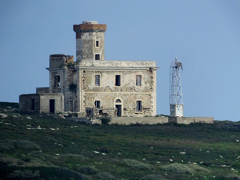 ISOLE TREMITI - Isola Capraia - N Coast Lighthouse (old and new)
Keywords: Isola Capraia;Tremiti;Italy;Adriatic sea