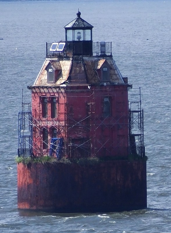 MARYLAND - CHESAPEAKE BAY - Sandy Point Shoal lighthouse
Keywords: United States;Maryland;Chesapeake bay;Offshore