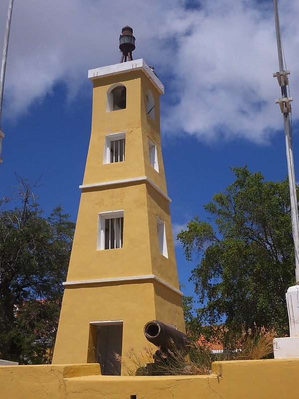 BONAIRE - Kralendijk - Orange Battery Lighthouse
Keywords: Netherlands Antilles;Bonaire;Caribbean sea;Kralendijk