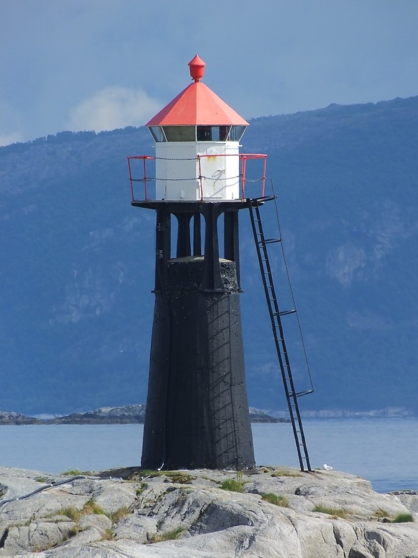 SVARTSKJÆR - Steinsos lighthouse
Keywords: Svartskjaer;Norway