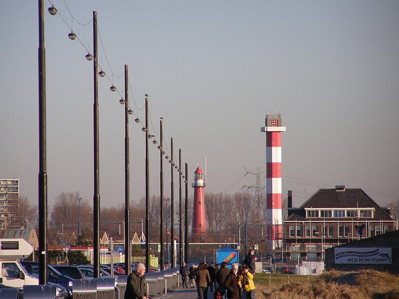 Rotterdam / Hoek van Holland rear Lighthouse
Old and modern.
Keywords: Netherlands;Rotterdam;North sea