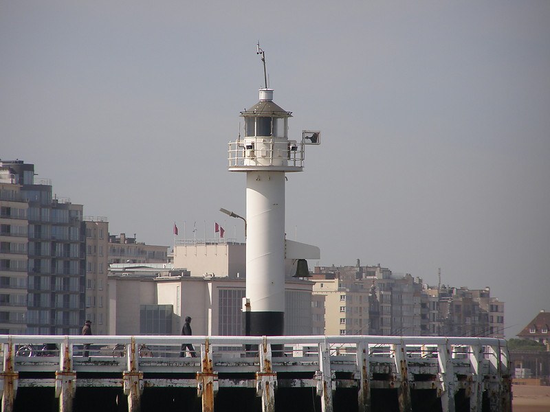 Ostende, Pier West lighthouse
Keywords: Oostende;Belgium;English Channel