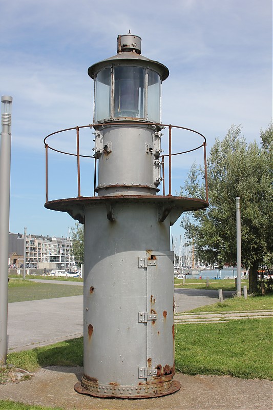 Zeebrugge Zeesluis (Omookaai) lighthouse
Keywords: North Sea;Zeebrugge;Belgium