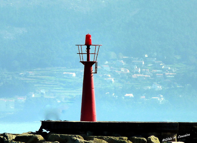 Northwest coast / Ría de Muros y Noia / Muros harbour breakwater head light
Keywords: Muros;Spain;Galicia;Atlantic ocean