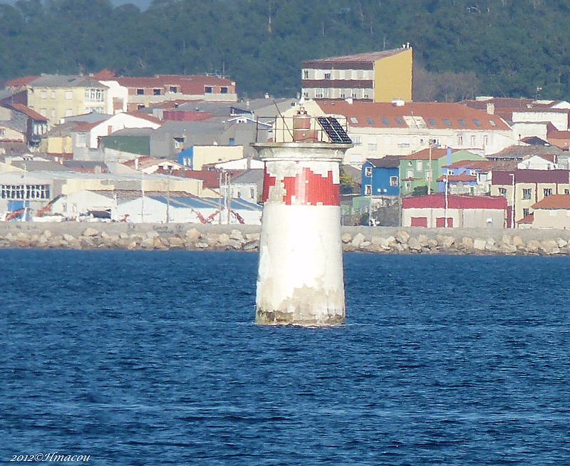 Spain - Northwest coast - Ría de Arosa - Sinal Ostreira shoal light
Keywords: Spain;Atlantic Ocean;Galicia;La Coruna;Ria de Arosa;Offshore
