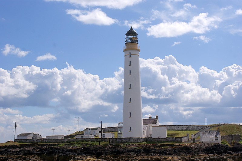 Montrose / Scurdie Ness Lighthouse
Taken from a ship entering Montrose harbour
Keywords: Scotland;Montrose;United Kingdom;North sea