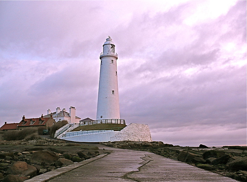 St. Mary's Lighthouse, Whitley Bay, Tyneside, England.
Keywords: Sunset;Whitley Bay;North sea;England;United Kingdom