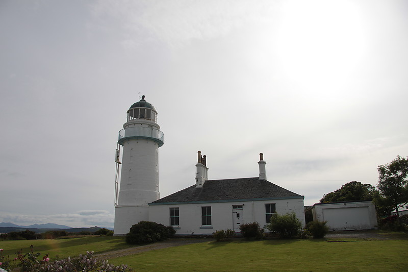 Toward Point Lighthouse
Keywords: Dunoon Ward;United Kingdom;Innellan;Scotland