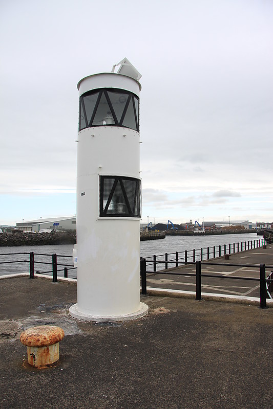 Ayr / South Pier Head light
Keywords: Ayr;Scotland;United Kingdom;Ayr bay