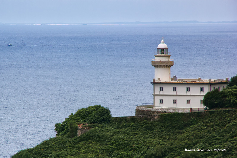 Monte Igueldo Lighthouse
Keywords: Bay of Biscay;Spain;Euskadi;Pais Vasco;San Sebasti??n;Donostia
