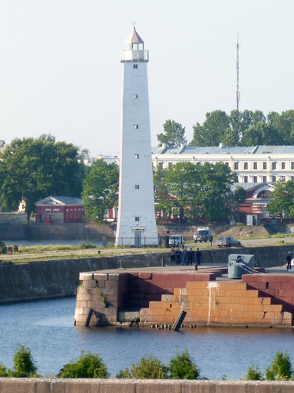 Saint-Petersburg / Kronshtadt rear lighthouse
Keywords: Kronshtadt;Russia;Gulf of Finland