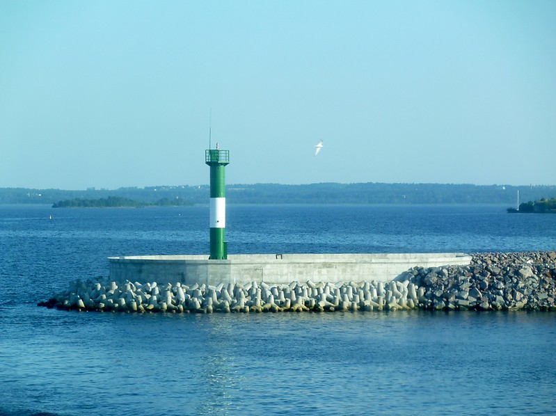 Saint-Petersburg Flood Protection Barrier / C1 Navigational structure / Internal South Mole light
Keywords: Saint-Petersburg;Gulf of Finland;Russia