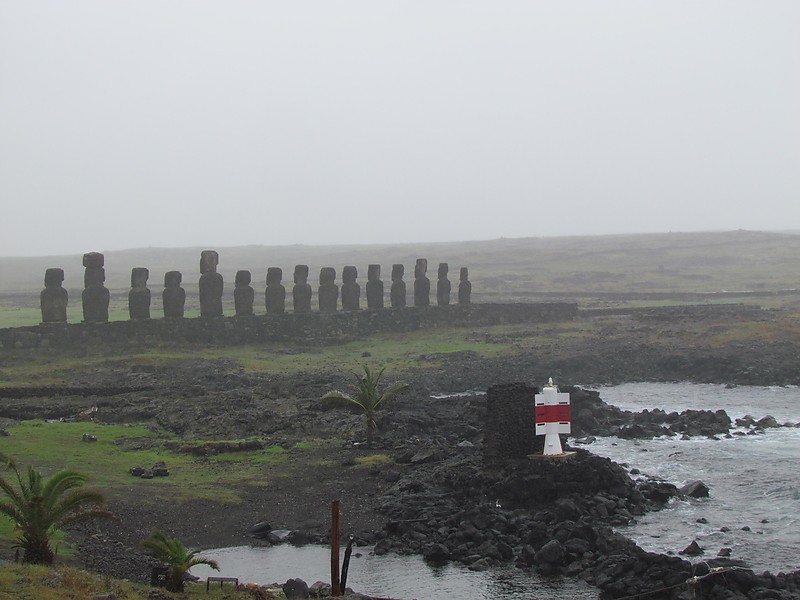 Easter Island - Hanga Hotuiti light
Keywords: Easter Island;Chile;Pacific ocean