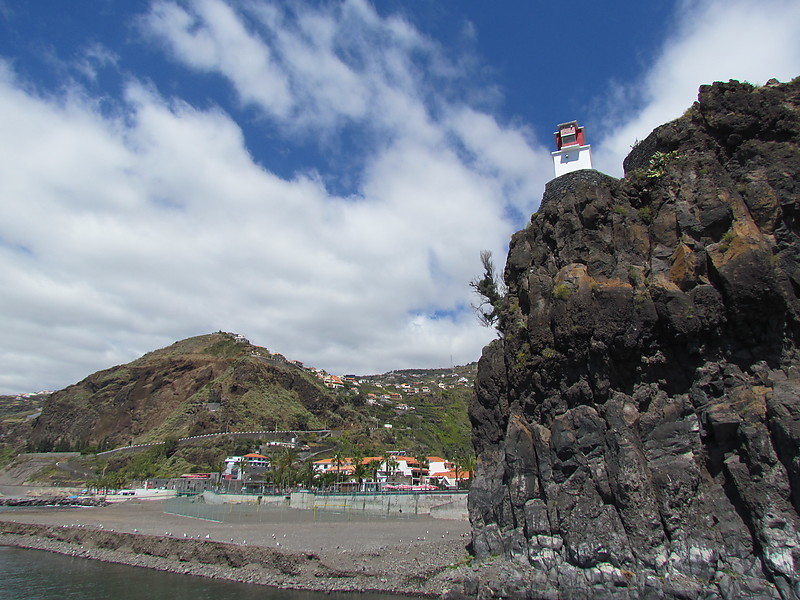Madeira / Ribeira Brava lighthouse
Keywords: Madeira;Funchal;Portugal;Atlantic ocean
