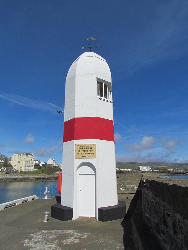 Isle of Man / Port St. Mary Inner Pierhead Light
Inner PierHead Light
Keywords: Isle of man;Irish sea