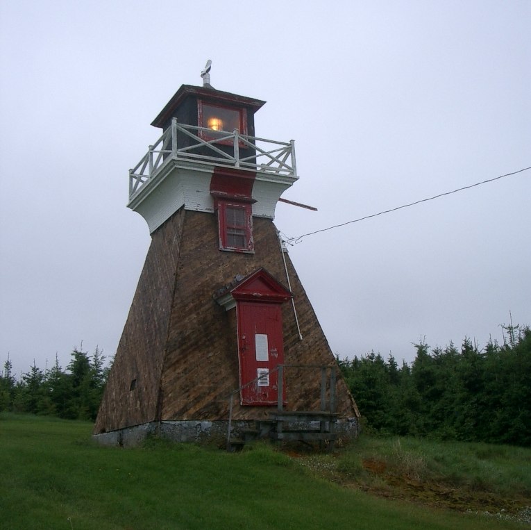 Prince Edward Island /Warren Cove Range Rear lighthouse
Keywords: Prince Edward Island;Canada;Northumberland strait