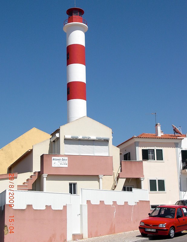 Azeda Lighthouse
AKA Doca Pesca Range Rear
Keywords: Atlantic ocean;Portugal;Setubal