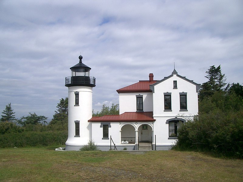 Washington / Admiralty Head lighthouse
Keywords: Strait of Juan de Fuca;United States;Washington;Puget Sound