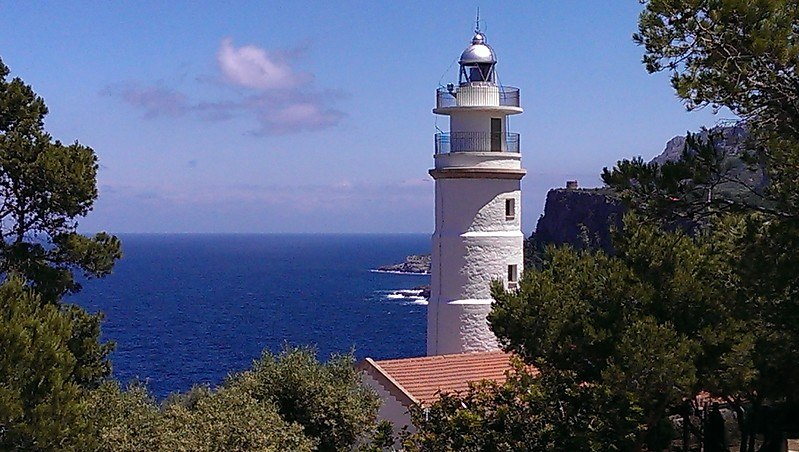 Mallorca / Cap Gros Lighthouse
Keywords: Balearic Islands;Mediterranean sea;Spain