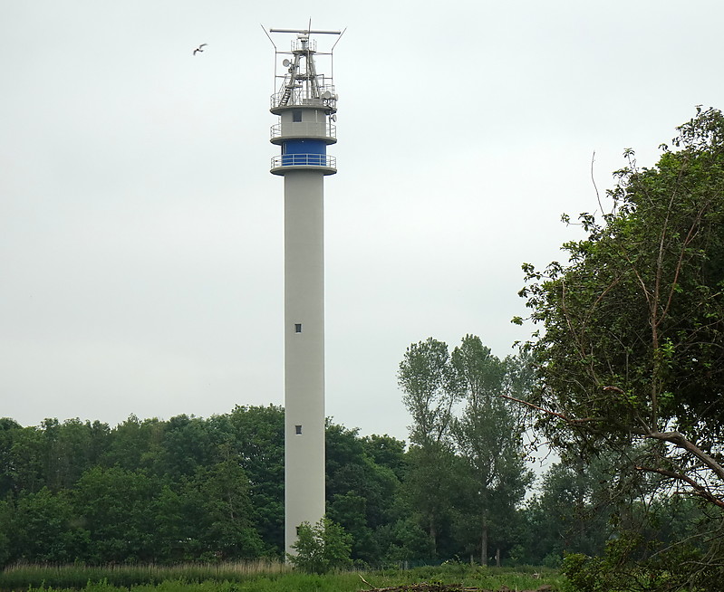 Tossens lighthouse
Keywords: Germany;Niedersachsen;Jade;Vessel Traffic Service
