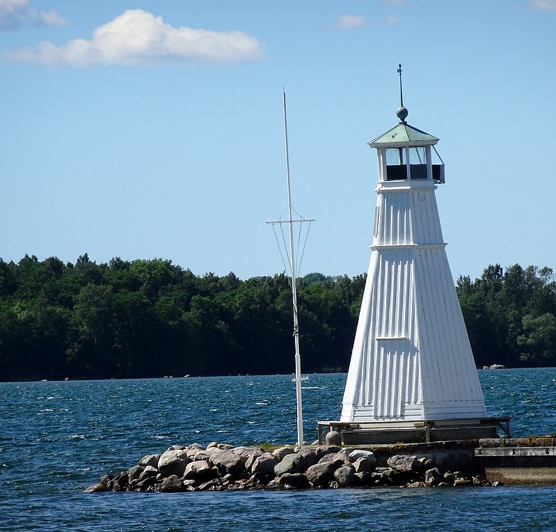 Lake Vättern / Vadstena lighthouse
Keywords: Sweden;Lake Vattern