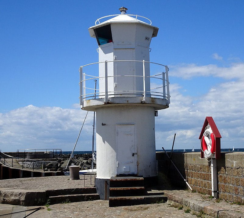 Skanör N Mole Head lighthouse
Keywords: Oresund;Skanor;Sweden