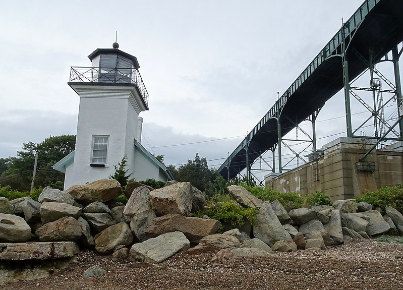 Rhode island / Bristol Ferry lighthouse
Keywords: United States;Atlantic ocean;Rhode Island