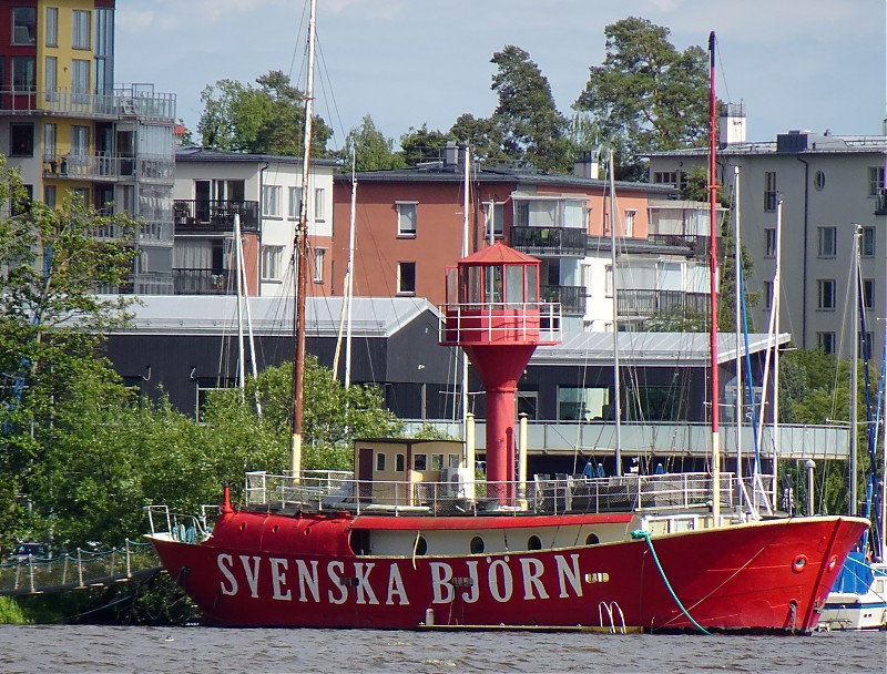 Lake Mälaren / Fyrskepp 5 Svenska Björn
Keywords: Sweden;Lake Malaren;Lightship