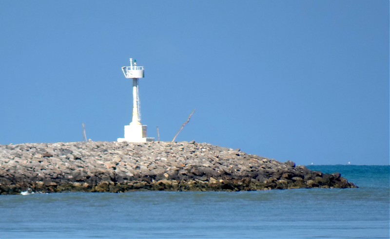Southern Thailand / Chumpon / North Breakwater Light
Keywords: Thailand;Gulf of Thailand;Chumpon