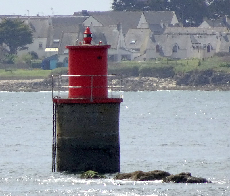 Lorient / Île Saint-Michel W Side La Petite Jument light
Keywords: Morbihan;France;Offshore;Bay of Biscay;Lorient